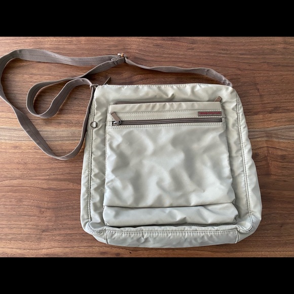 Crossbody Sport Bag - Picture 1 of 5